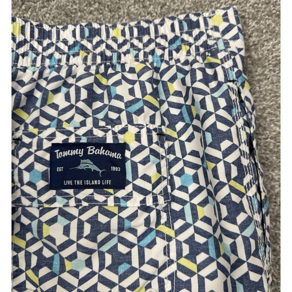 Tommy Bahama Swim‎ Trunks Mens XL Blue Geometric Mesh Lined Beach
